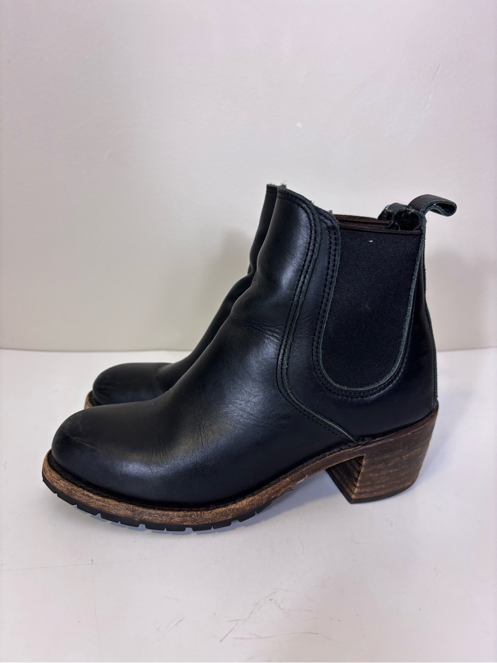 Red Wing Black Leather Harriett Chelsea Ankle Boots with Block Heels 8.5